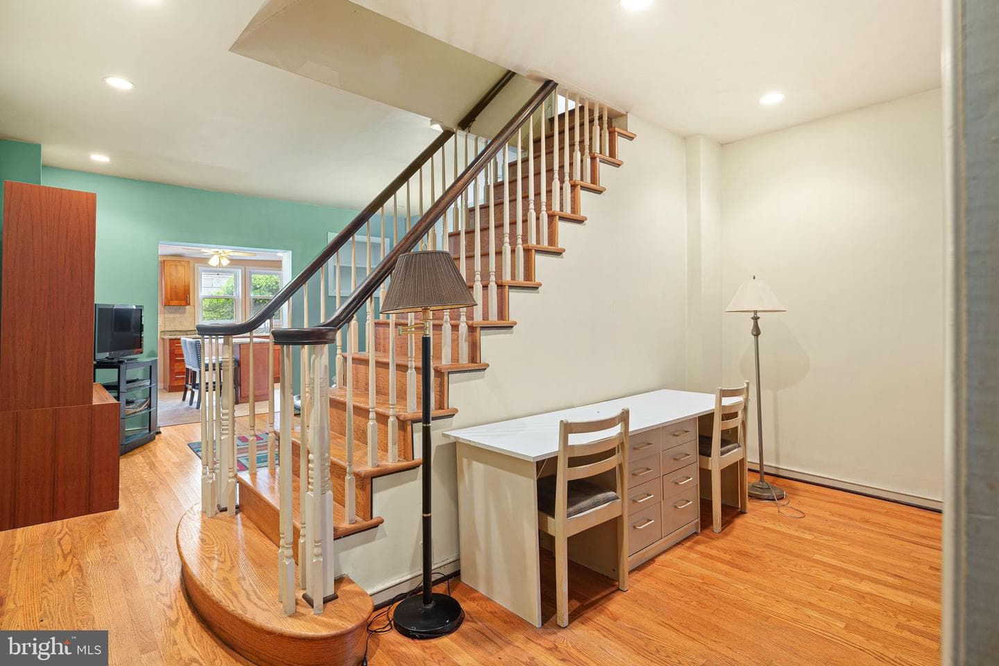 611 Kimball Street photo 3