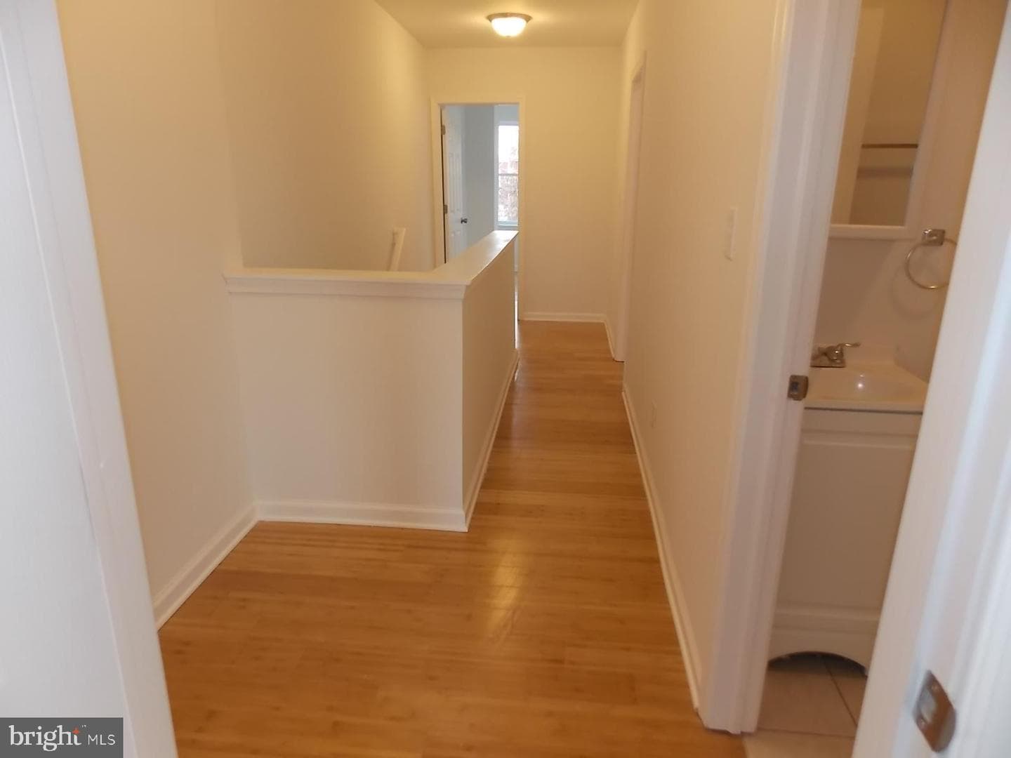2534 W York Street photo 9