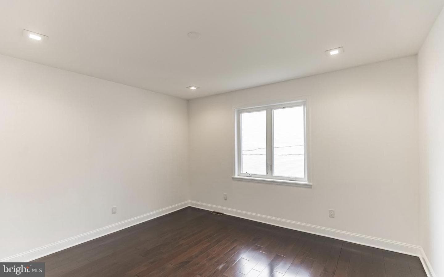 1818 Dickinson Street photo 16