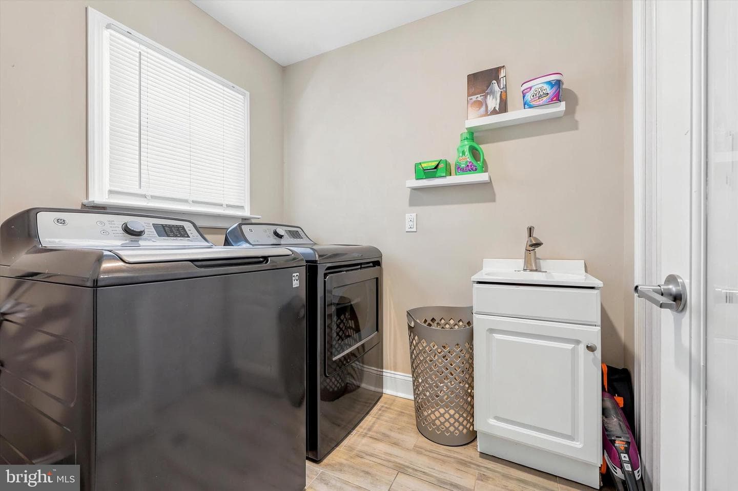 9345 Annapolis Road photo 10