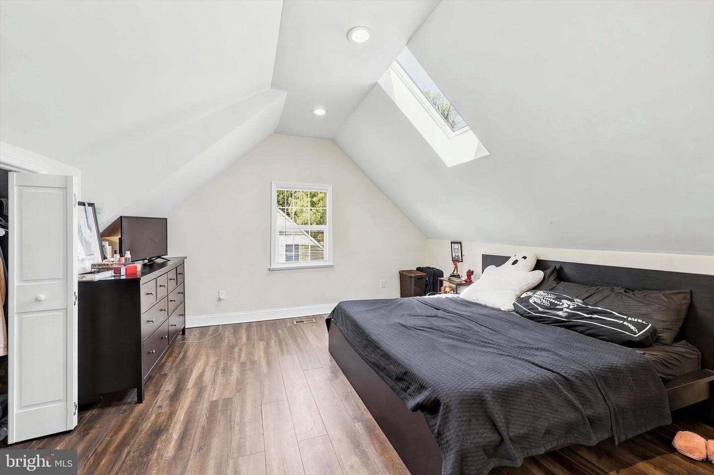 9345 Annapolis Road photo 11