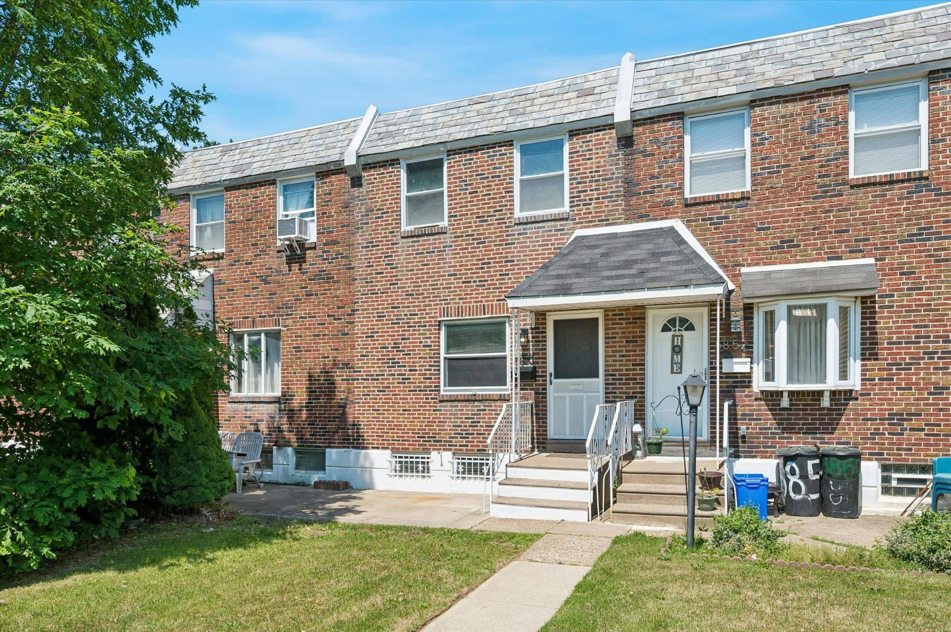 5850 Oakland Street photo 2