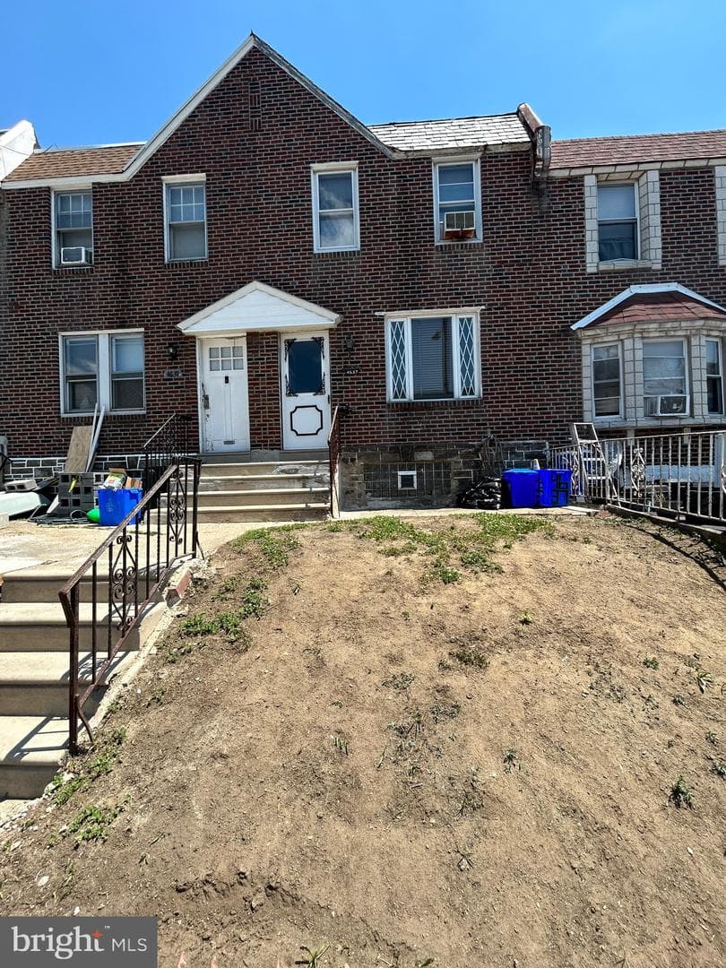 4637 Shelbourne Street photo 3