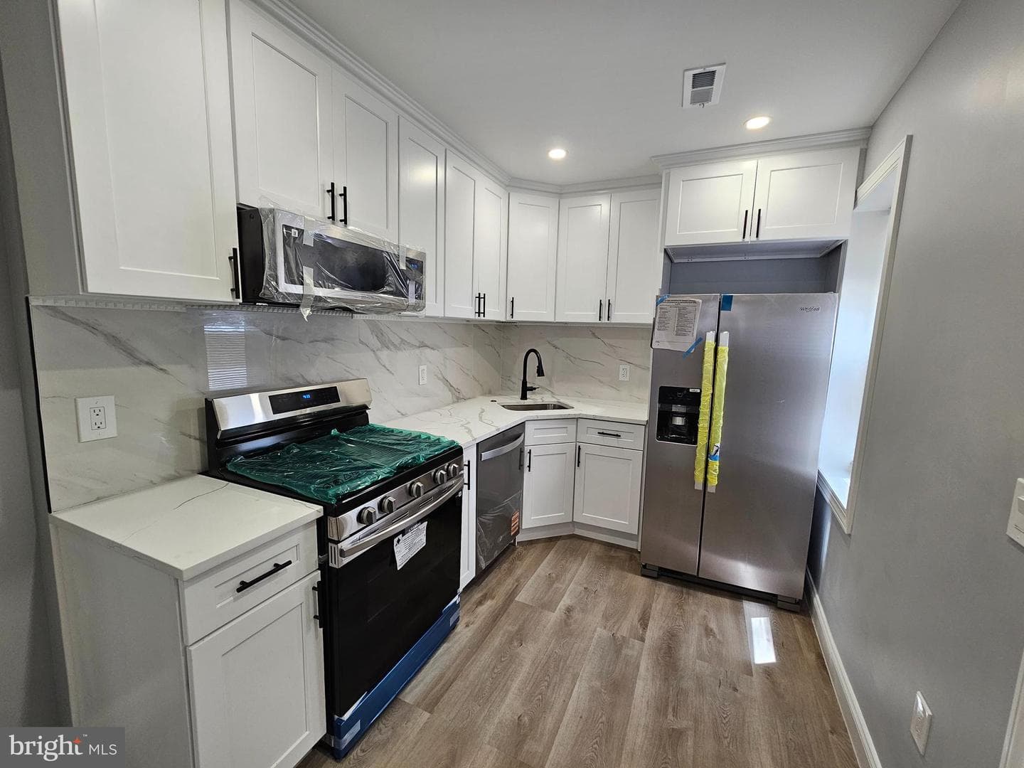 1835 N Gratz Street photo 30