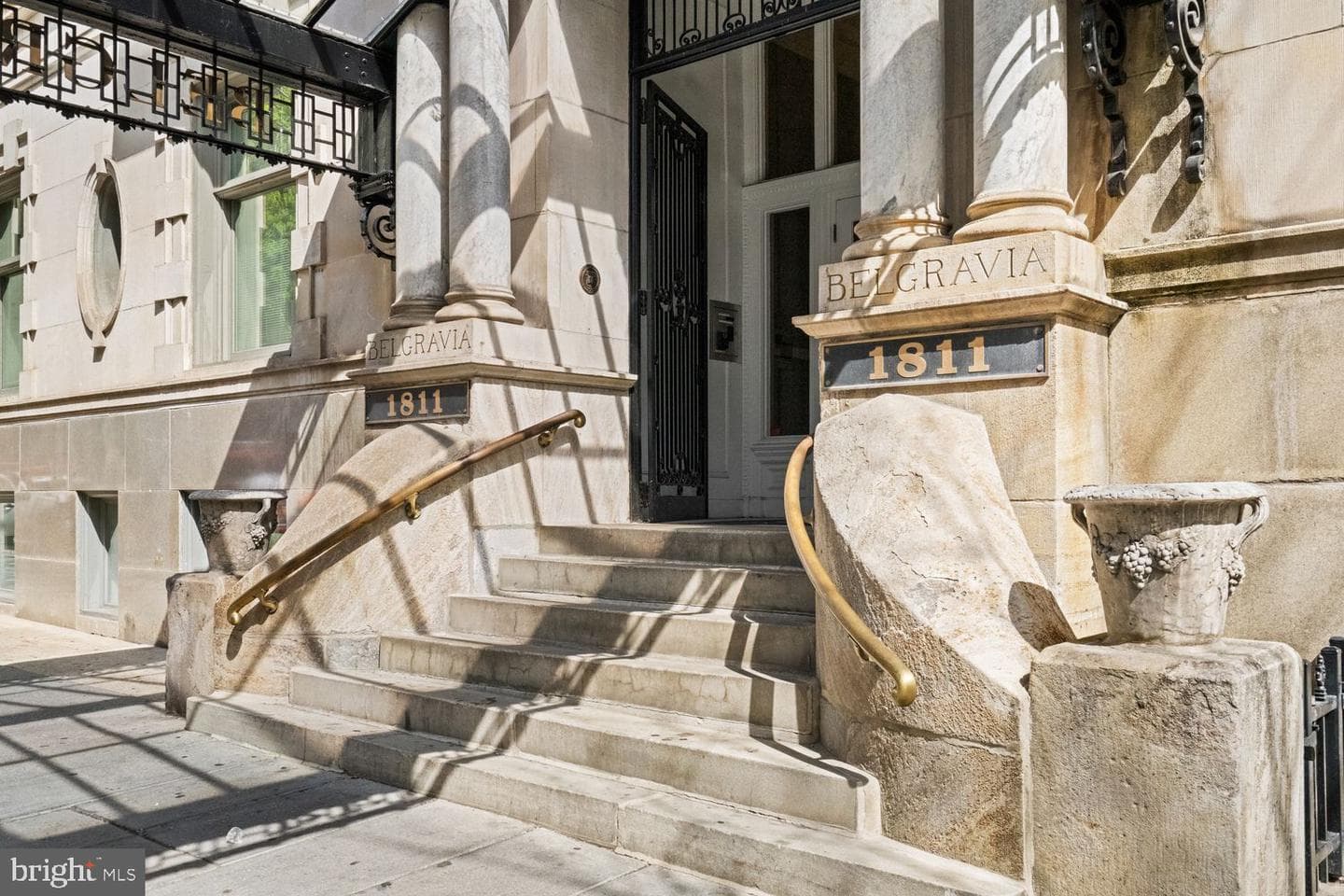 1811 Chestnut Street #301 photo 16