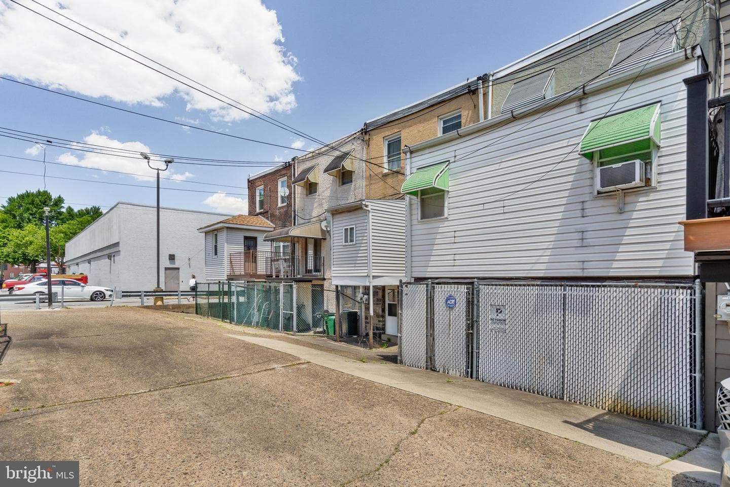2836 S 15th Street photo 33