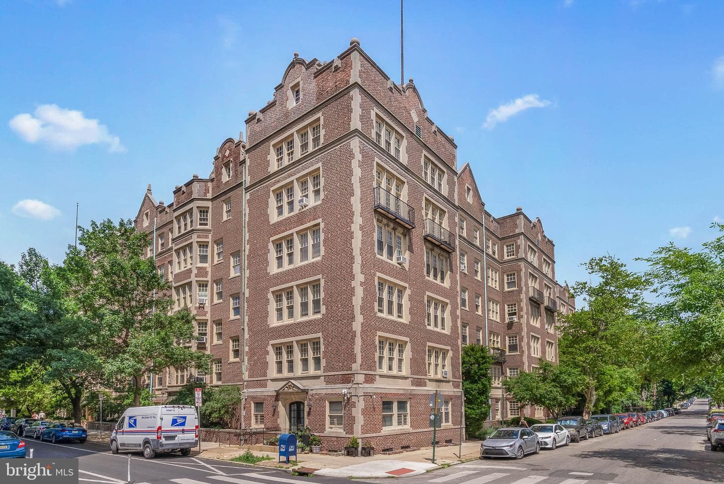 351 S 47th Street #b210, Philadelphia