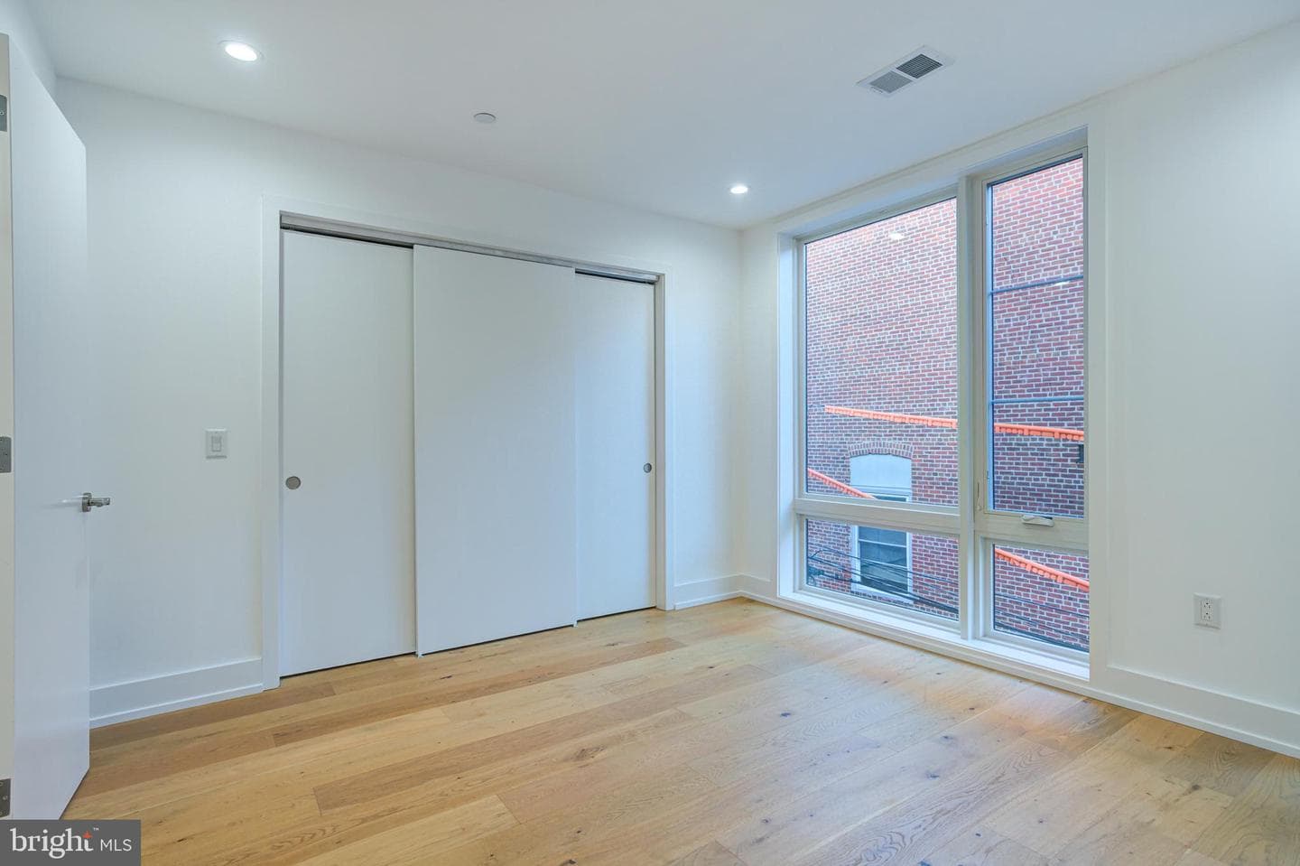 1746 N Hope Street photo 20