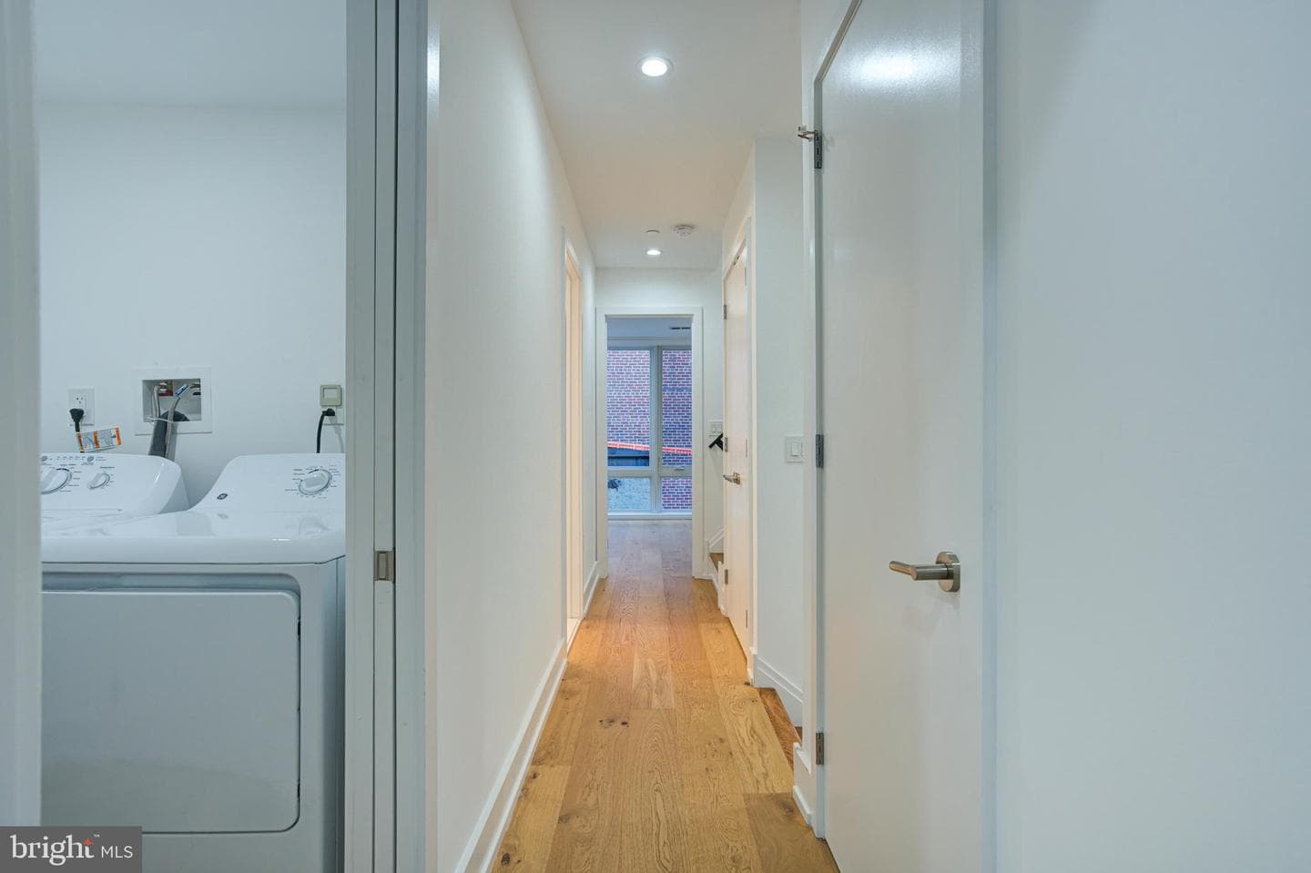 1746 N Hope Street photo 25