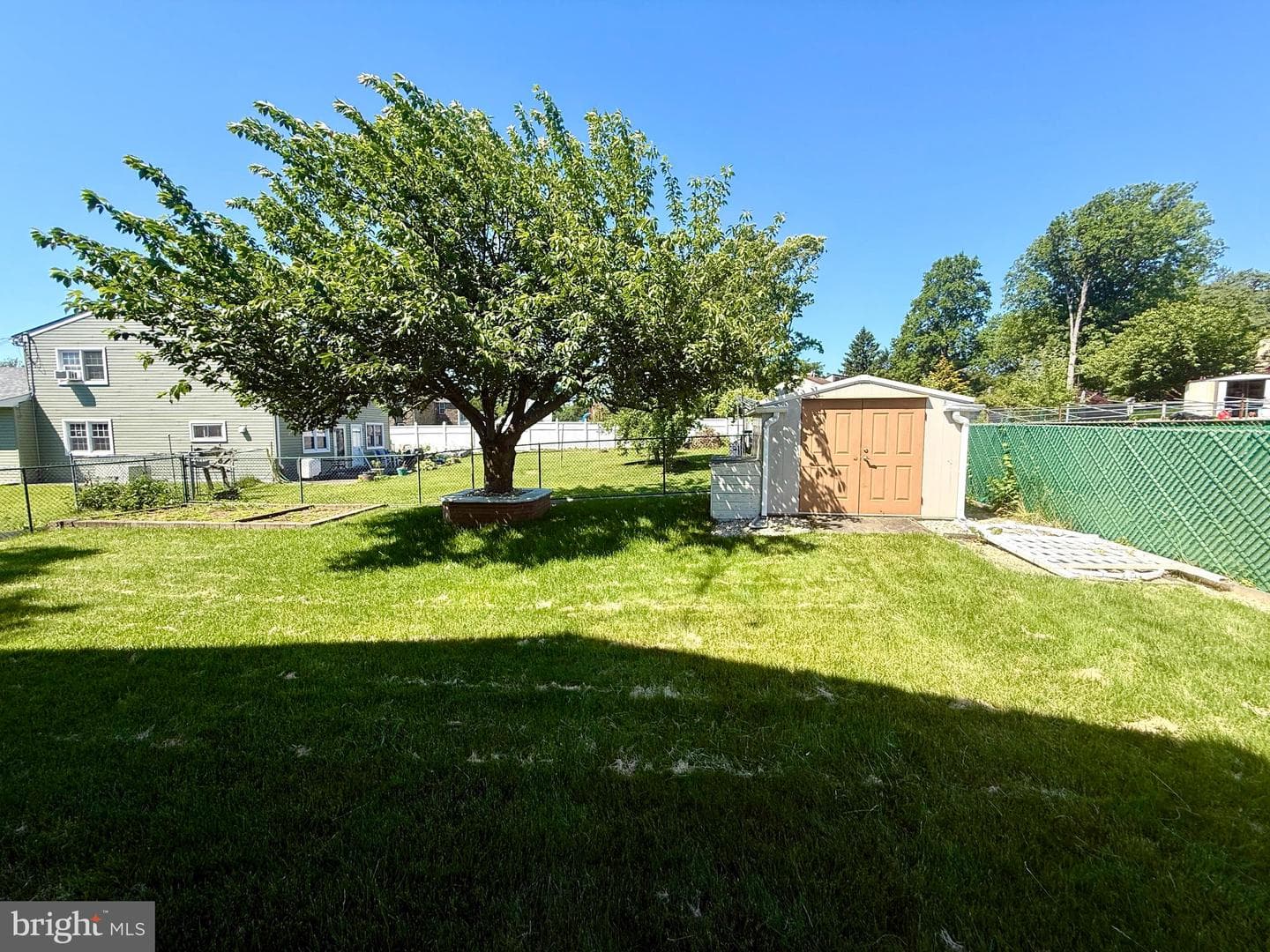 840 Welsh Road photo 37
