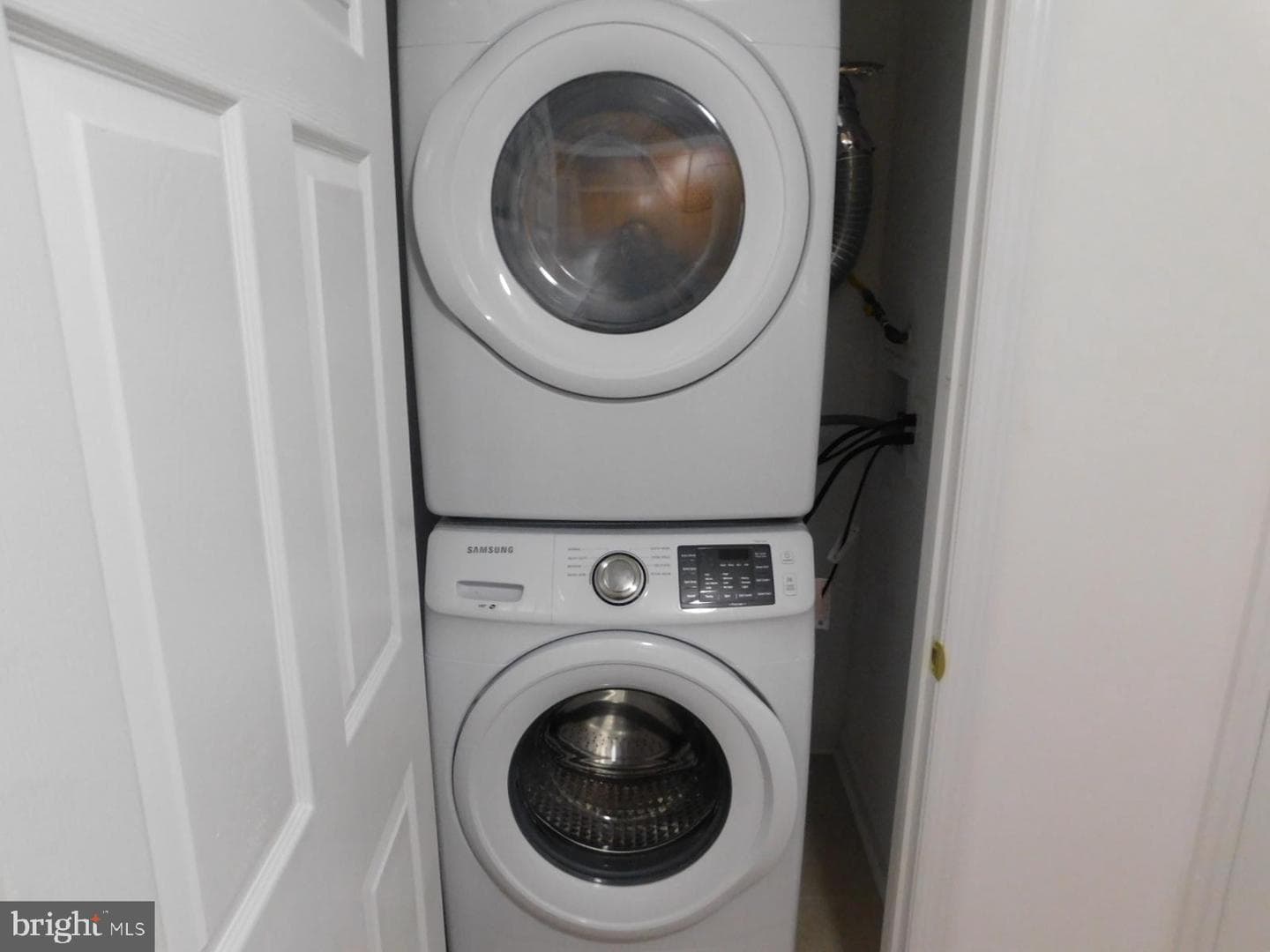 3846 Pennsgrove Street photo 9
