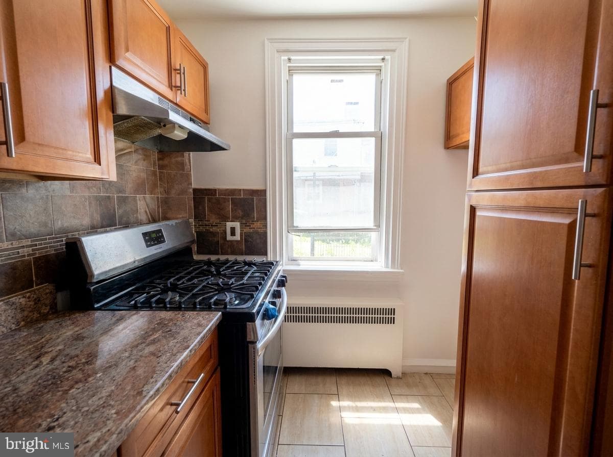 134 Widener St photo 12