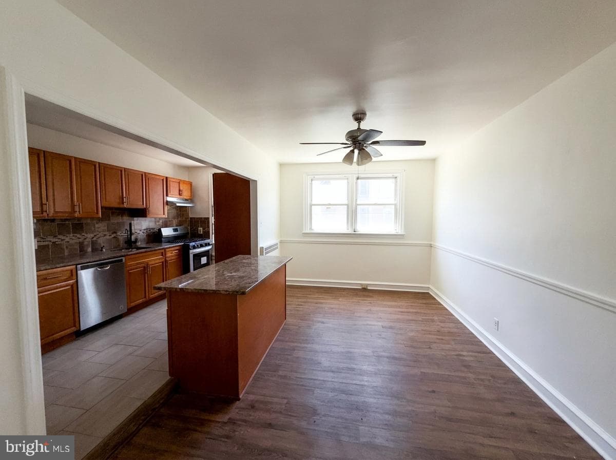 134 Widener St photo 15