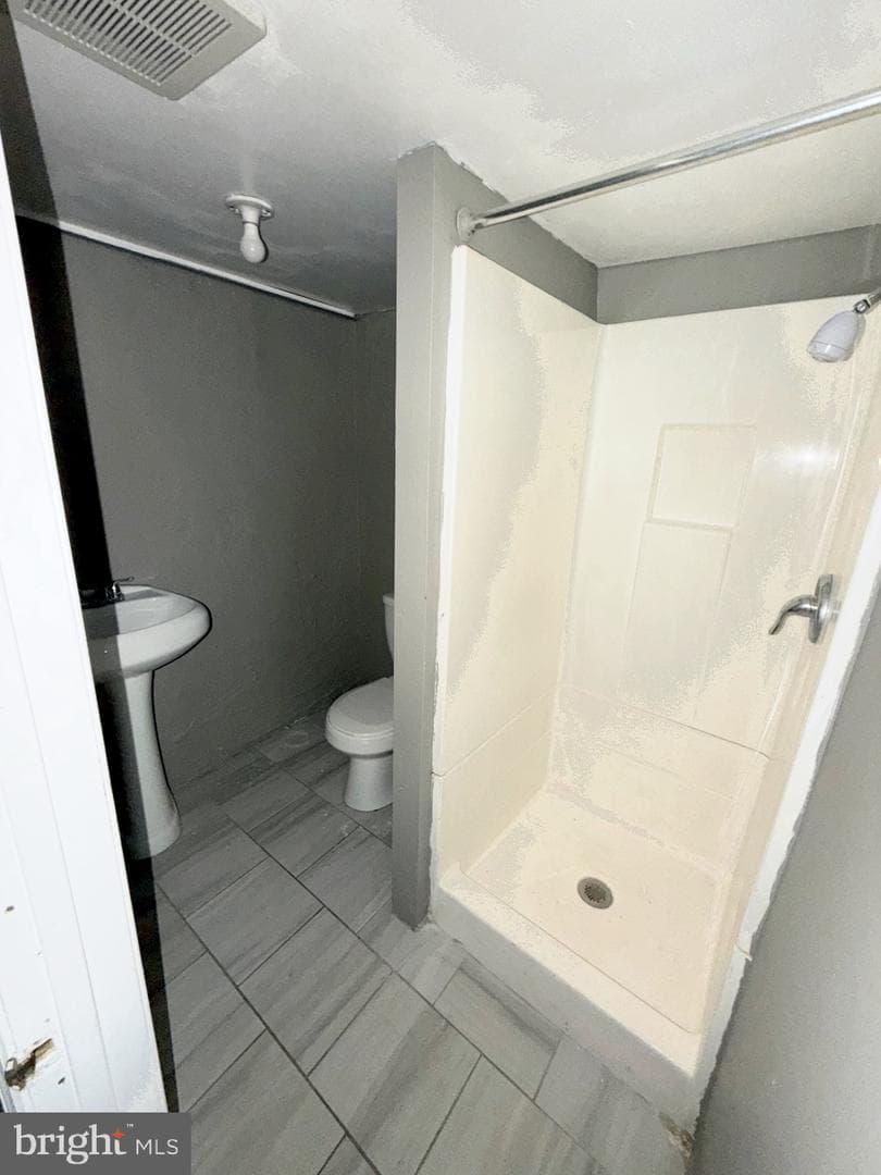 134 Widener St photo 34