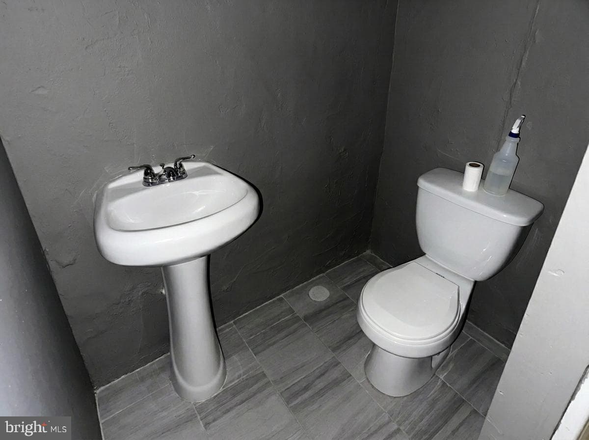 134 Widener St photo 38
