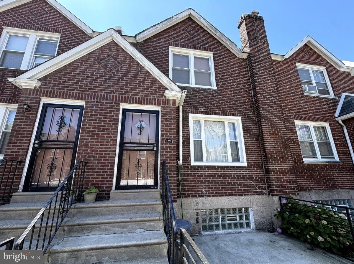 134 Widener St photo 40