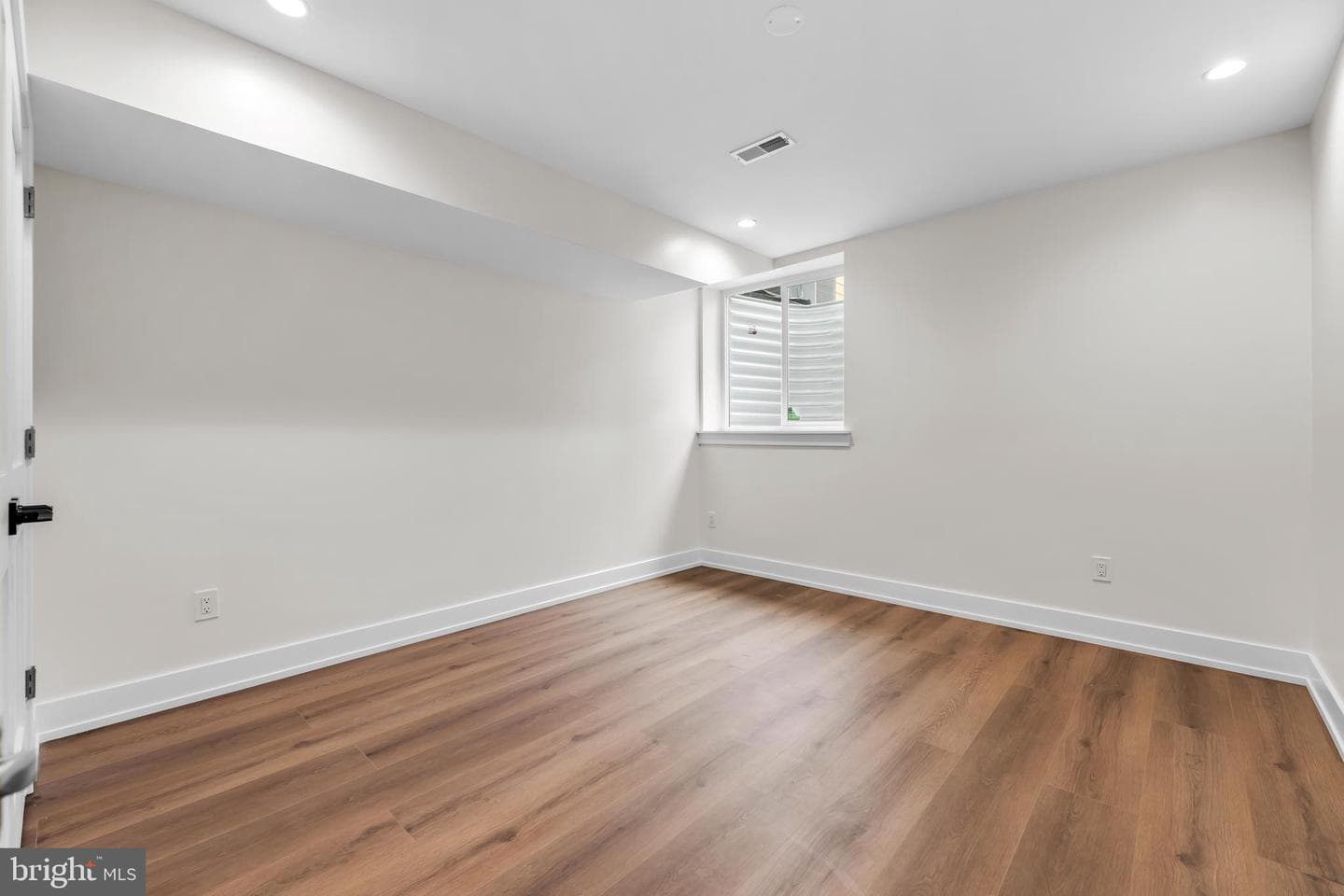 2324 Reed Street photo 40