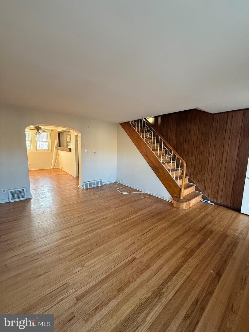 3334 Lansing Street photo 6