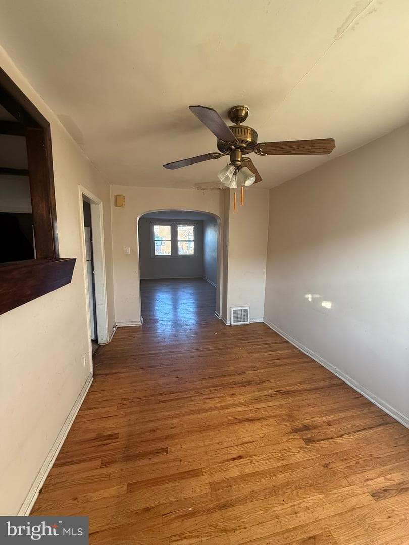 3334 Lansing Street photo 7
