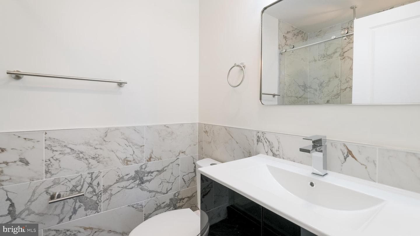 5058 Hoopes Street photo 16