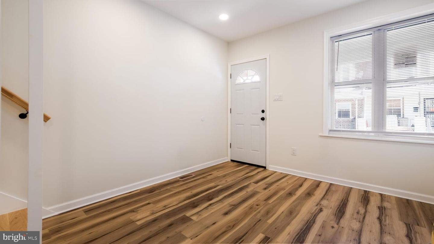 5058 Hoopes Street photo 3
