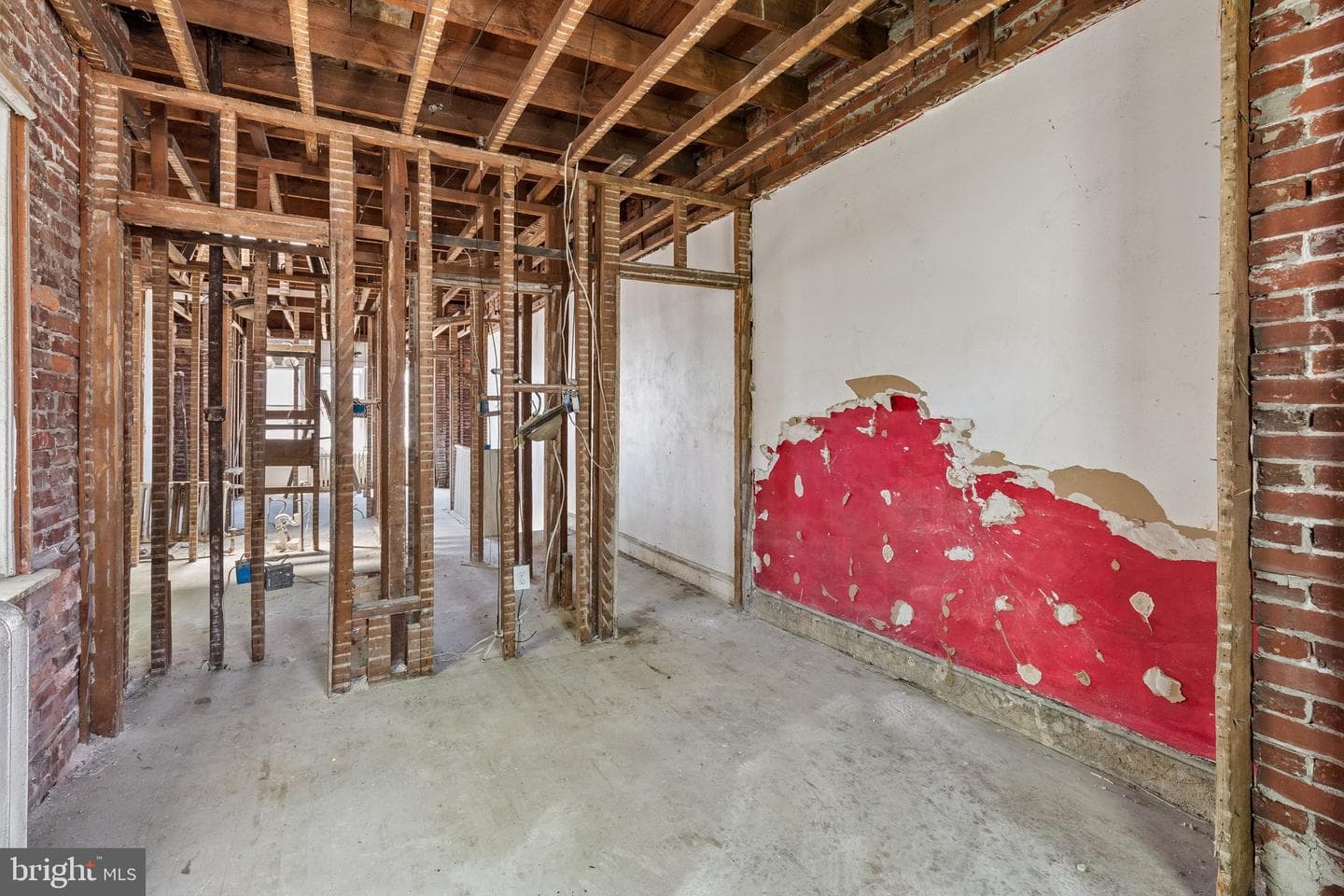 2245 E Cambria Street photo 15