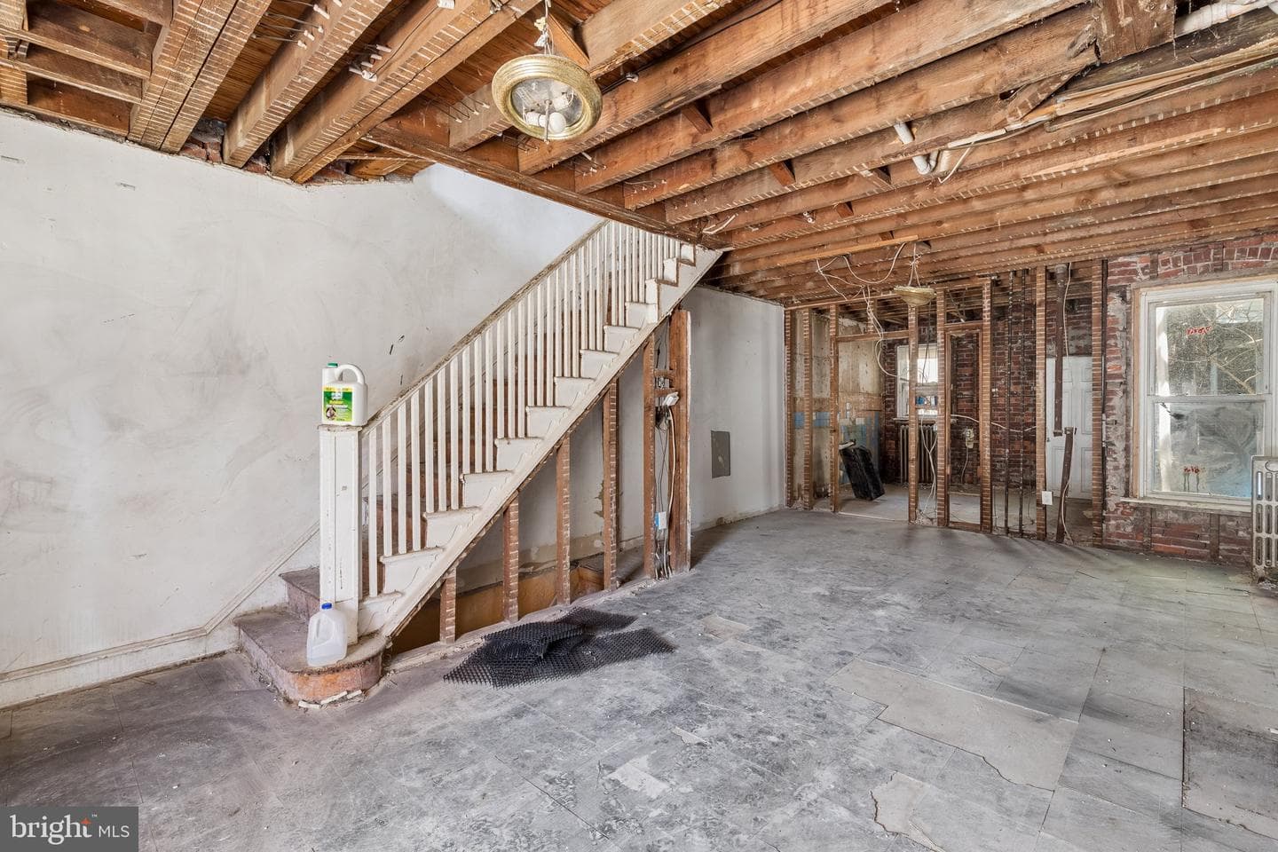 2245 E Cambria Street photo 3