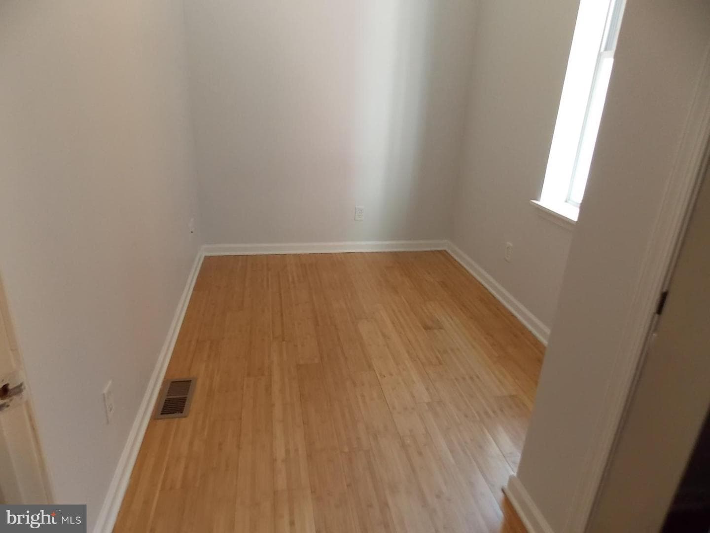 838 N Brooklyn Street photo 14