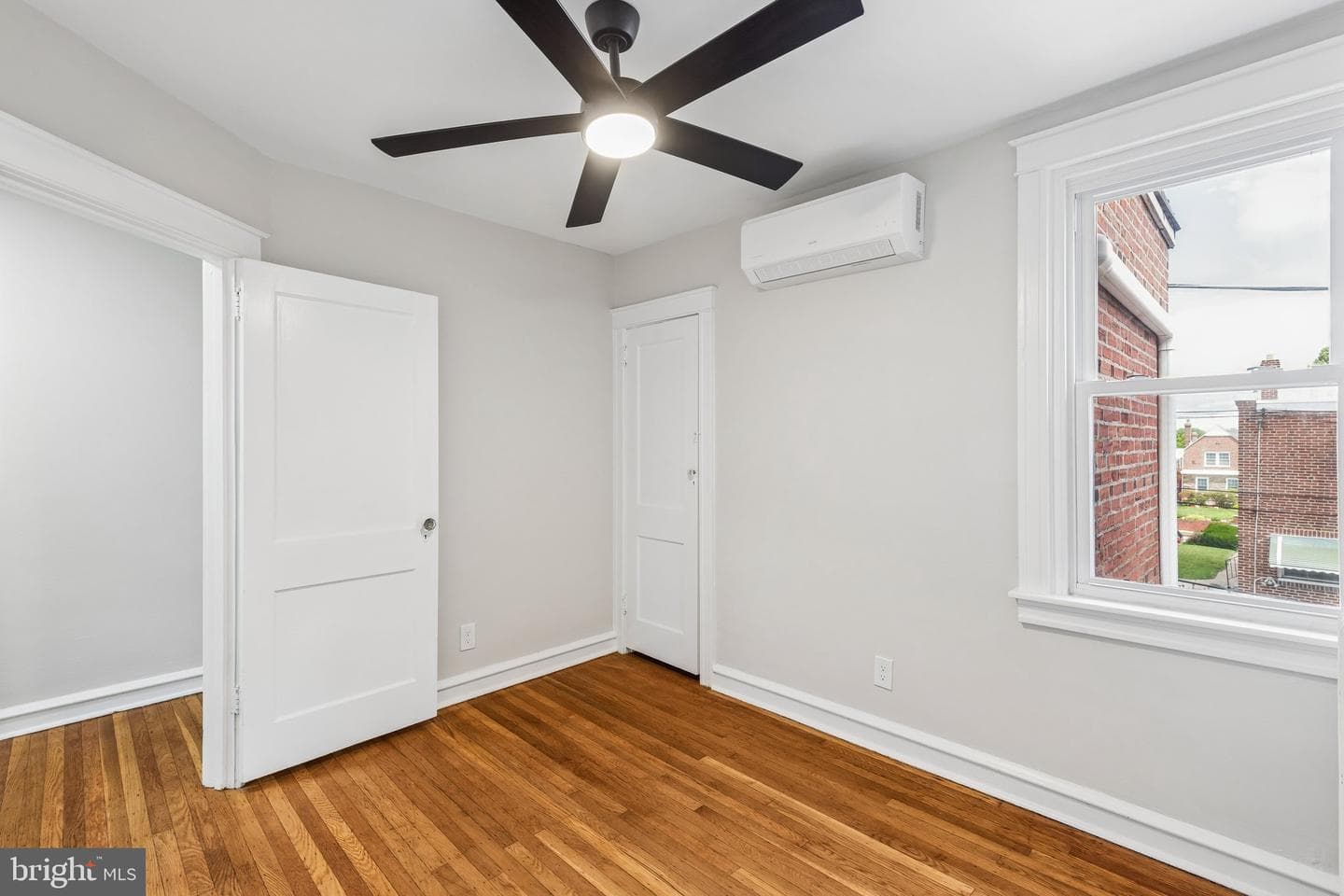 7837 Provident Street photo 15