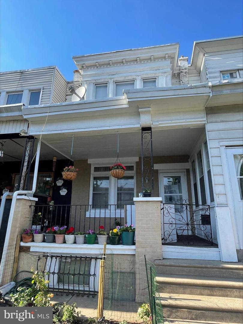 205 W Ashdale Street photo 3