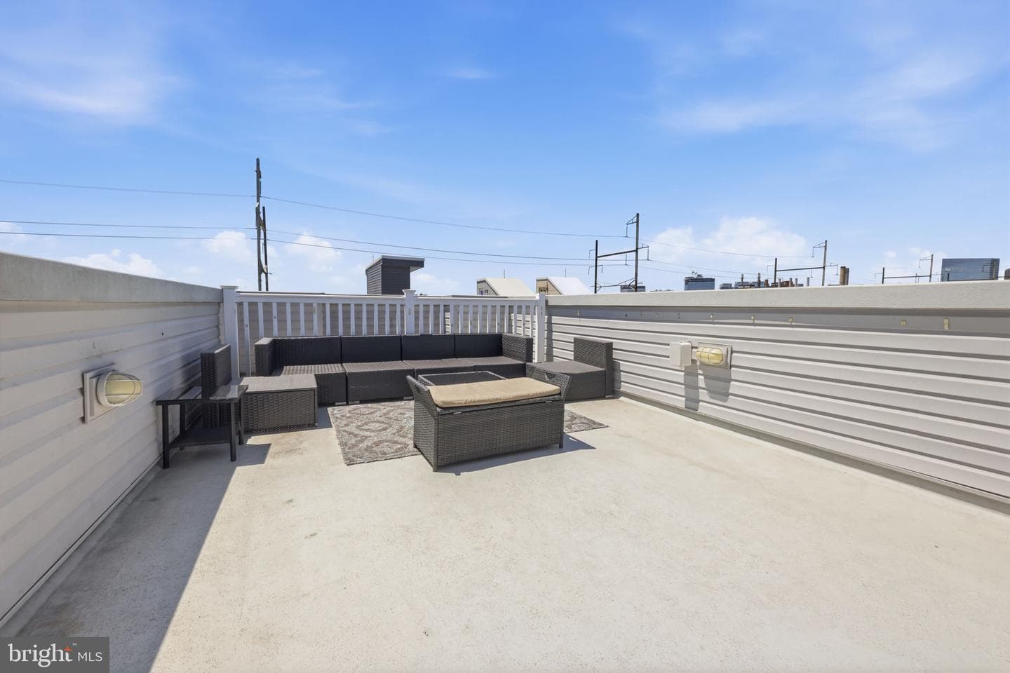 1411 S Taylor Street photo 30