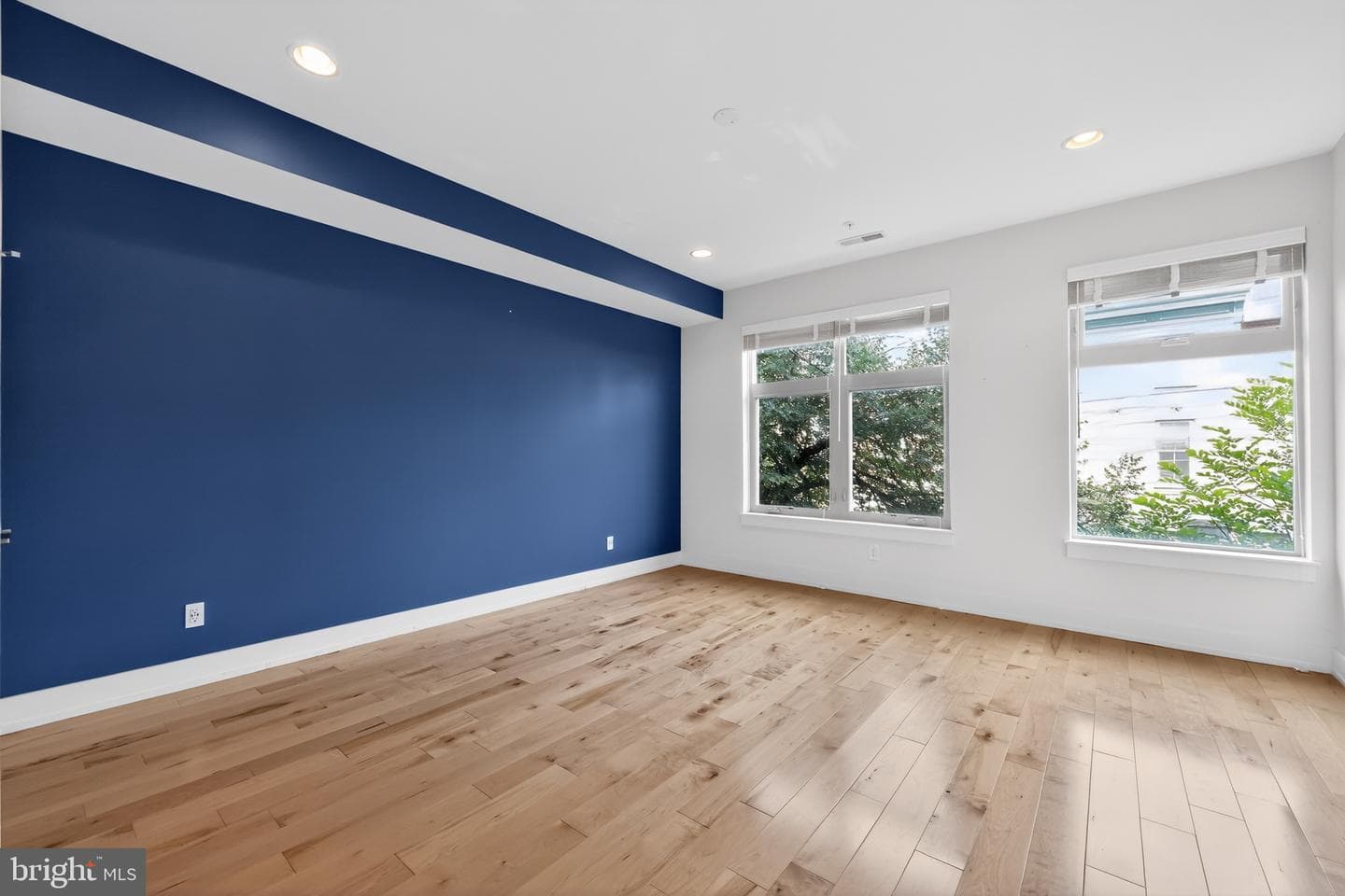 973 N 5th Street photo 18