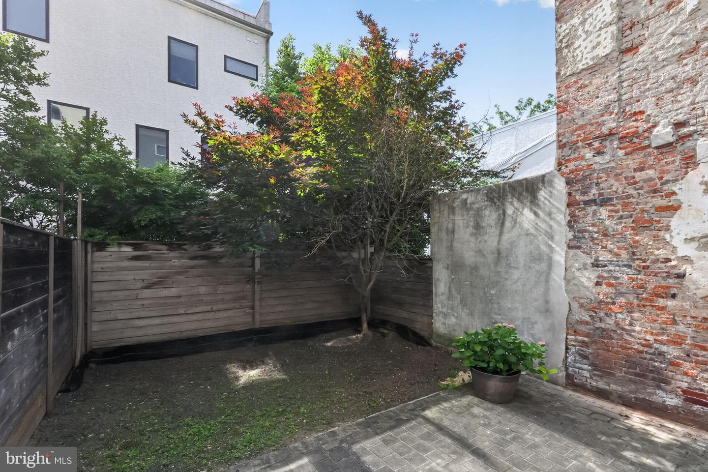 973 N 5th Street photo 30
