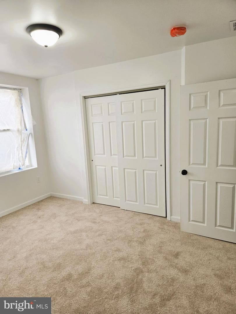 1632 S Lindenwood Street photo 11