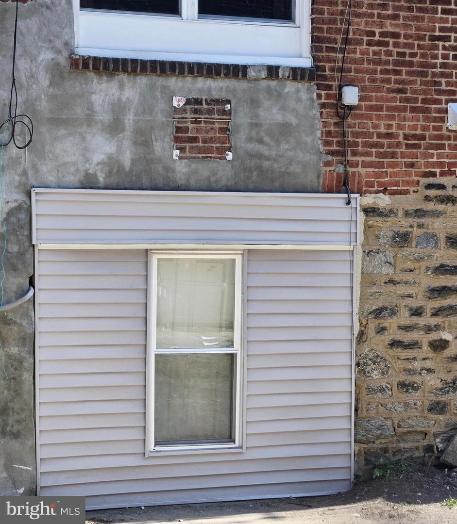 1632 S Lindenwood Street photo 22