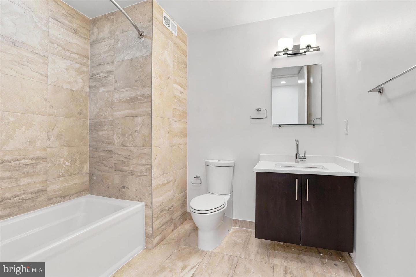 740 S Chris Columbus Boulevard #17 photo 25