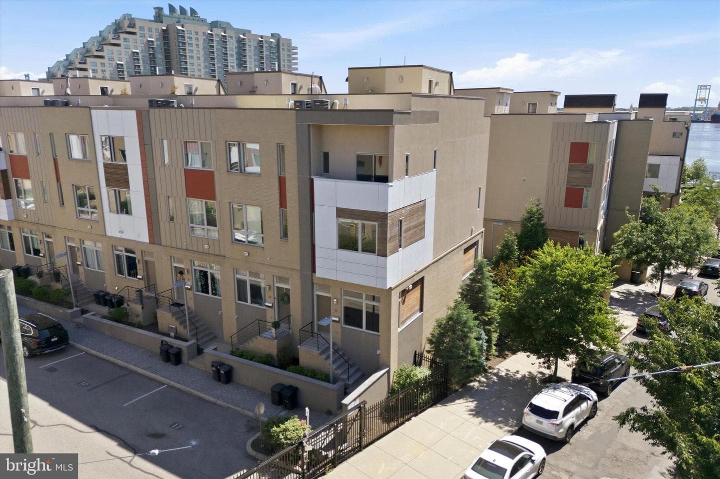 740 S Chris Columbus Boulevard #17 photo 37