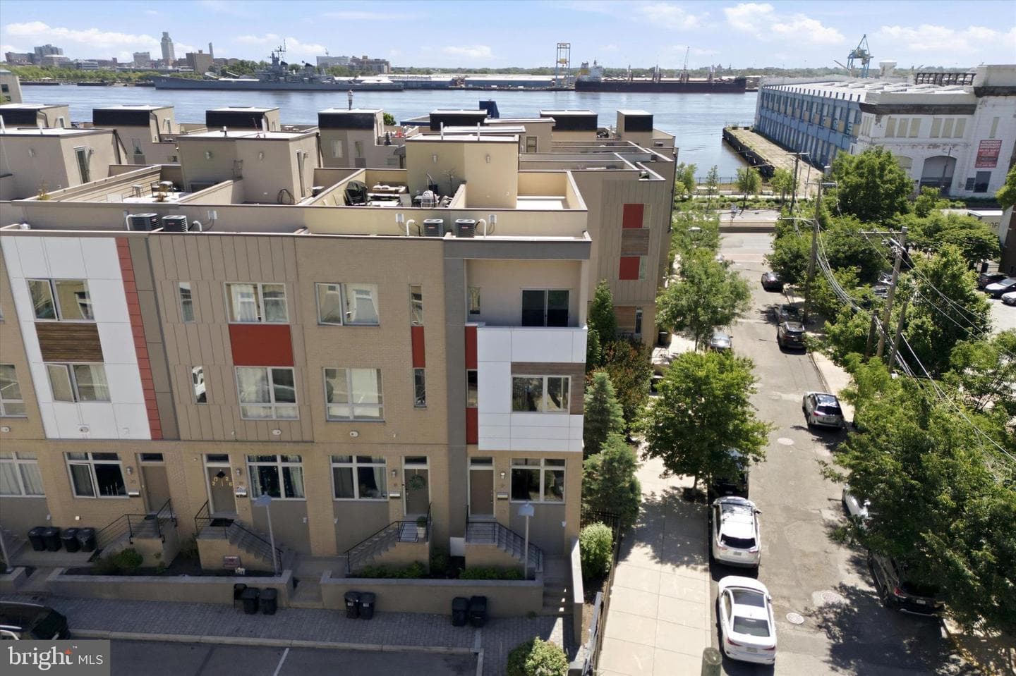 740 S Chris Columbus Boulevard #17 photo 38