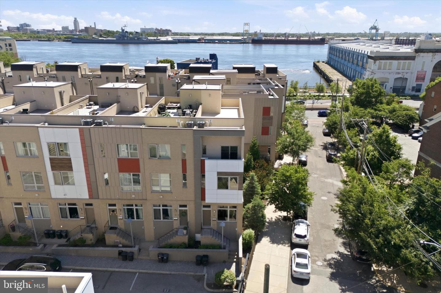 740 S Chris Columbus Boulevard #17 photo 40