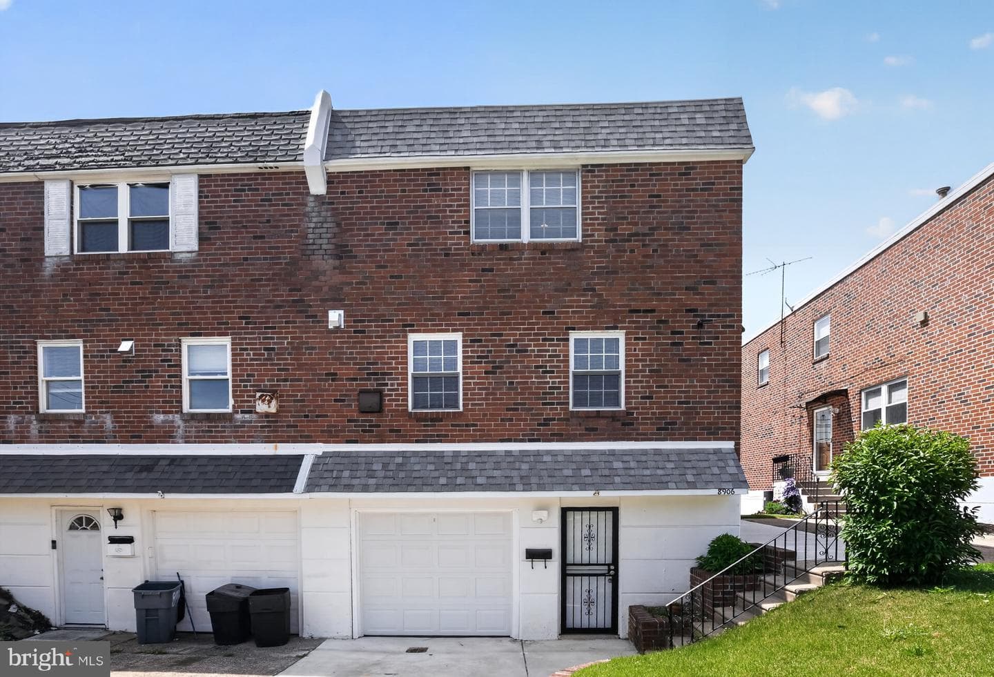 8906 Sylvia Lane photo 29