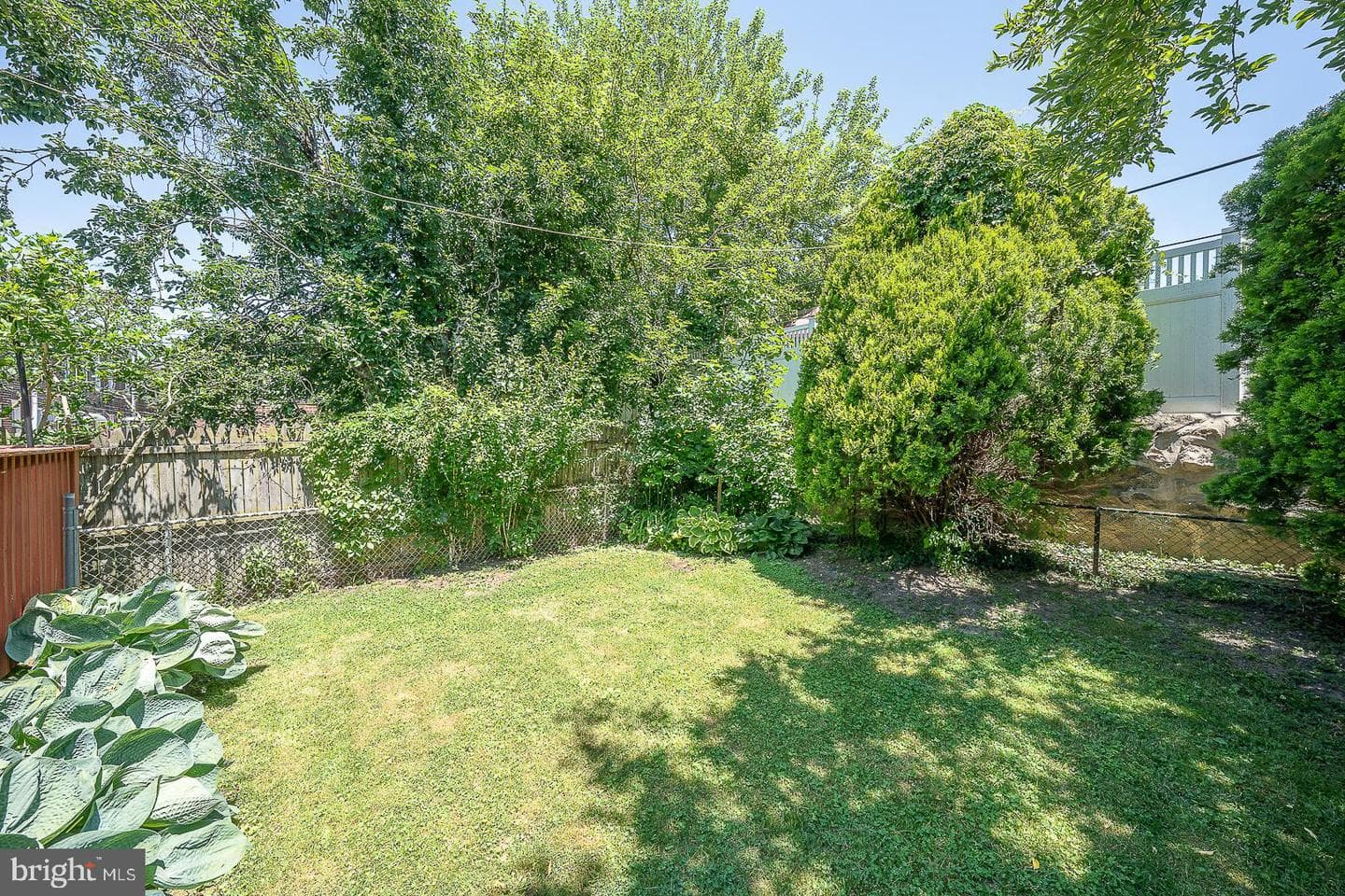 4011 Mitchell Street photo 21