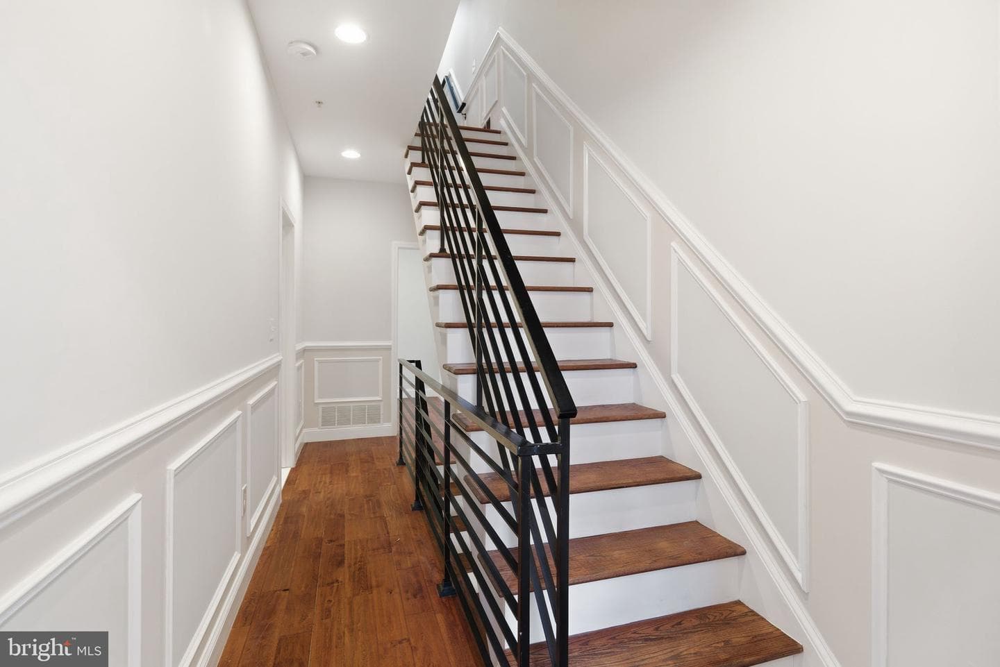 2340 Greenwich Street photo 14