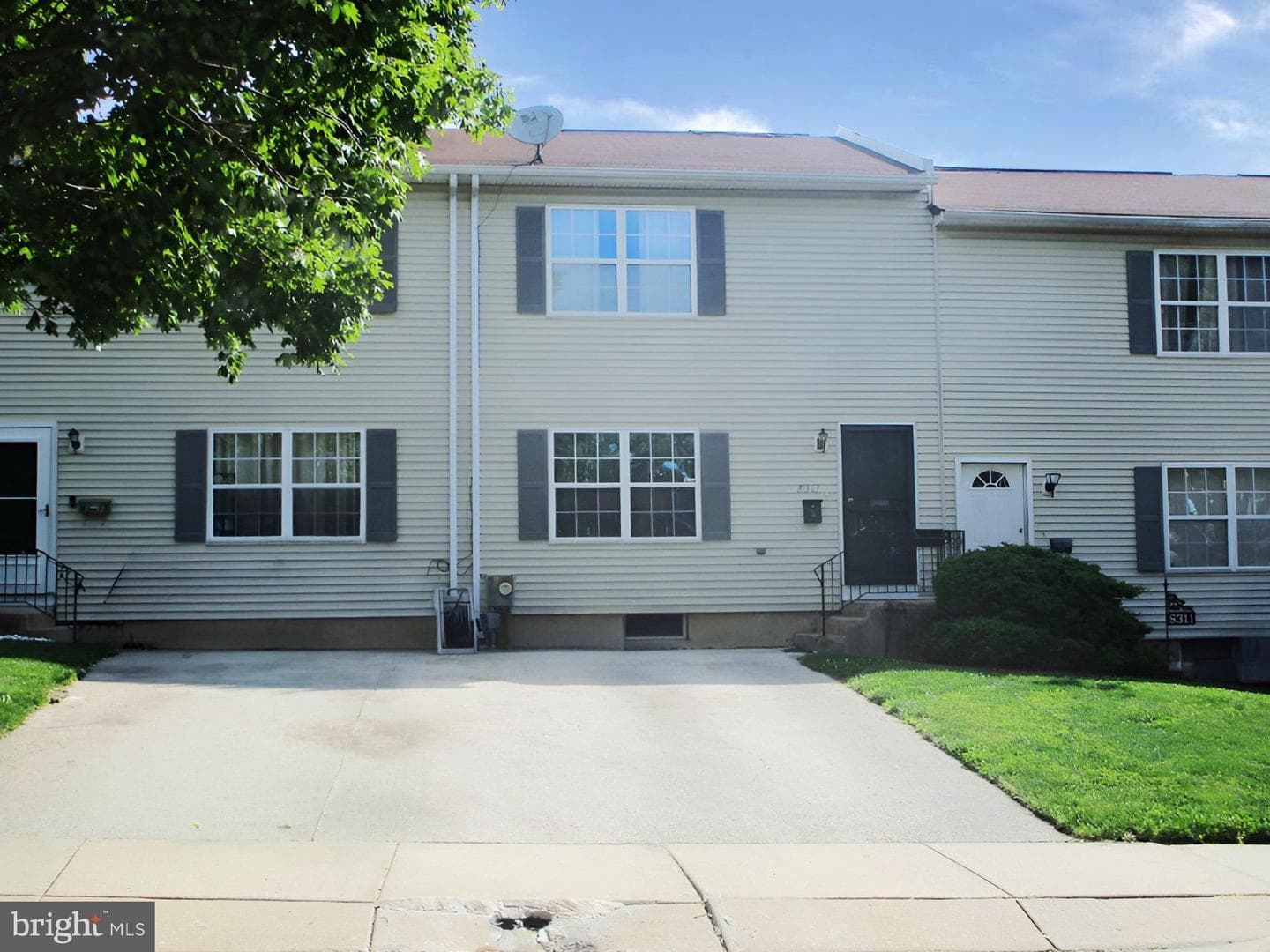 8313 Woolston Avenue, Philadelphia