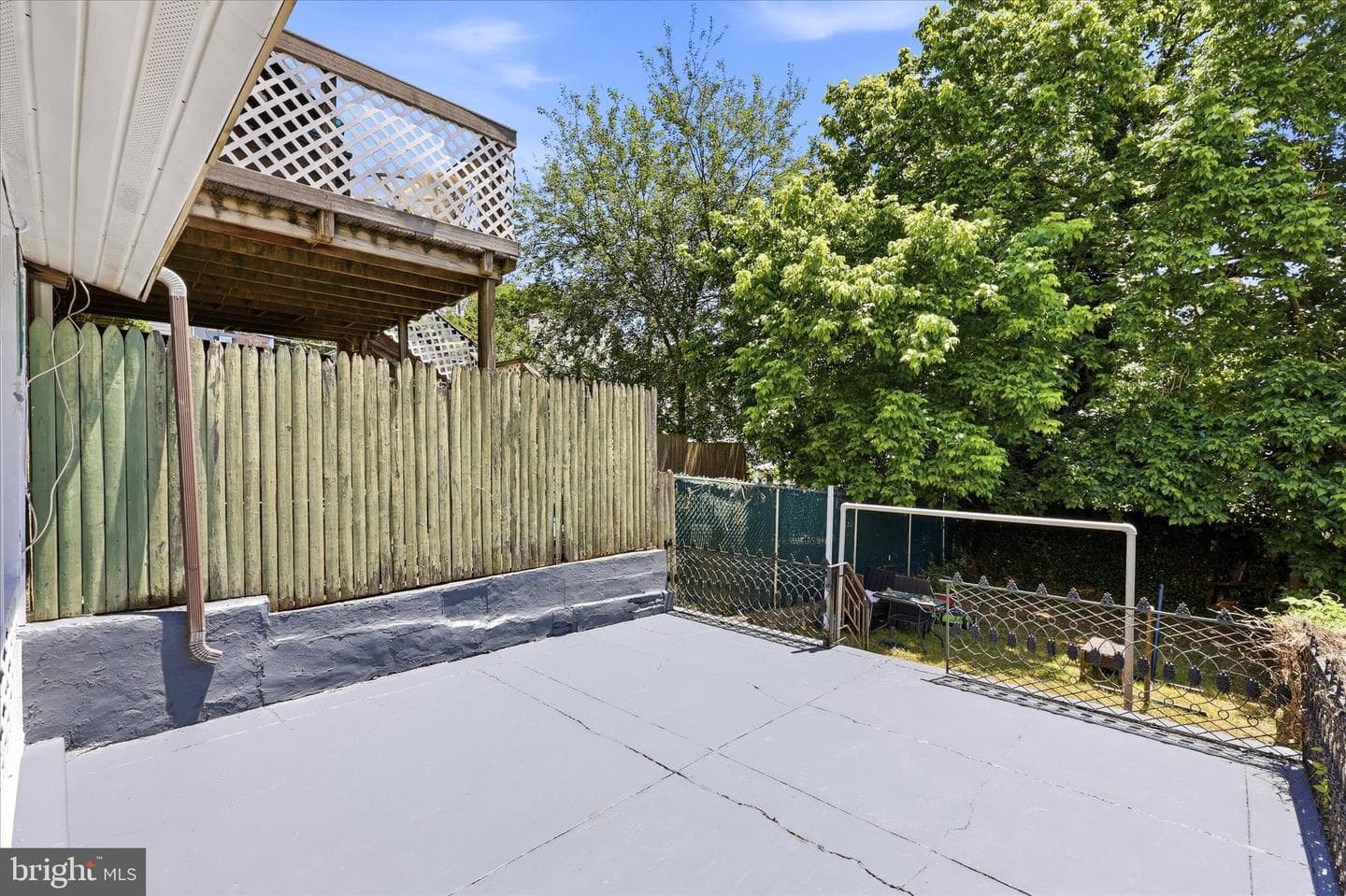 165 Levering Street photo 26