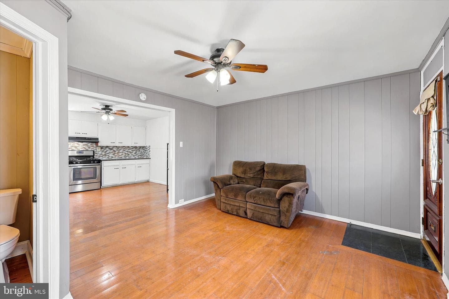 165 Levering Street photo 6