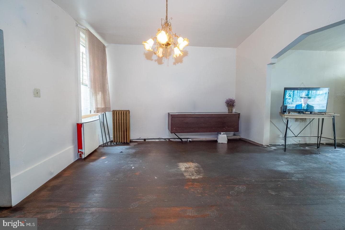 405 W Penn Street photo 18