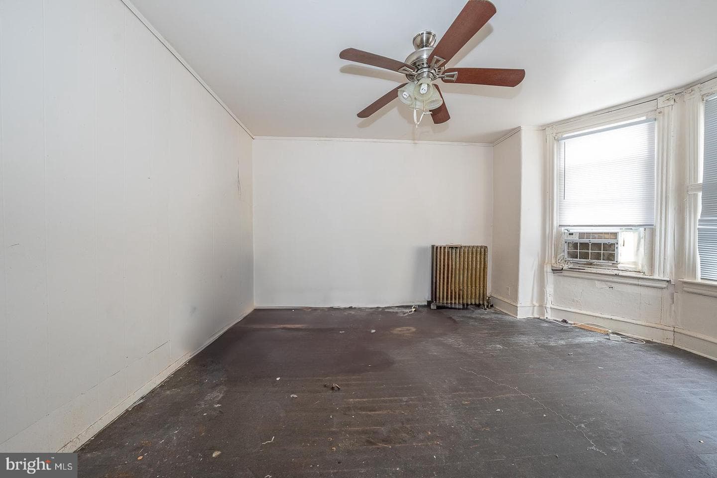 405 W Penn Street photo 19