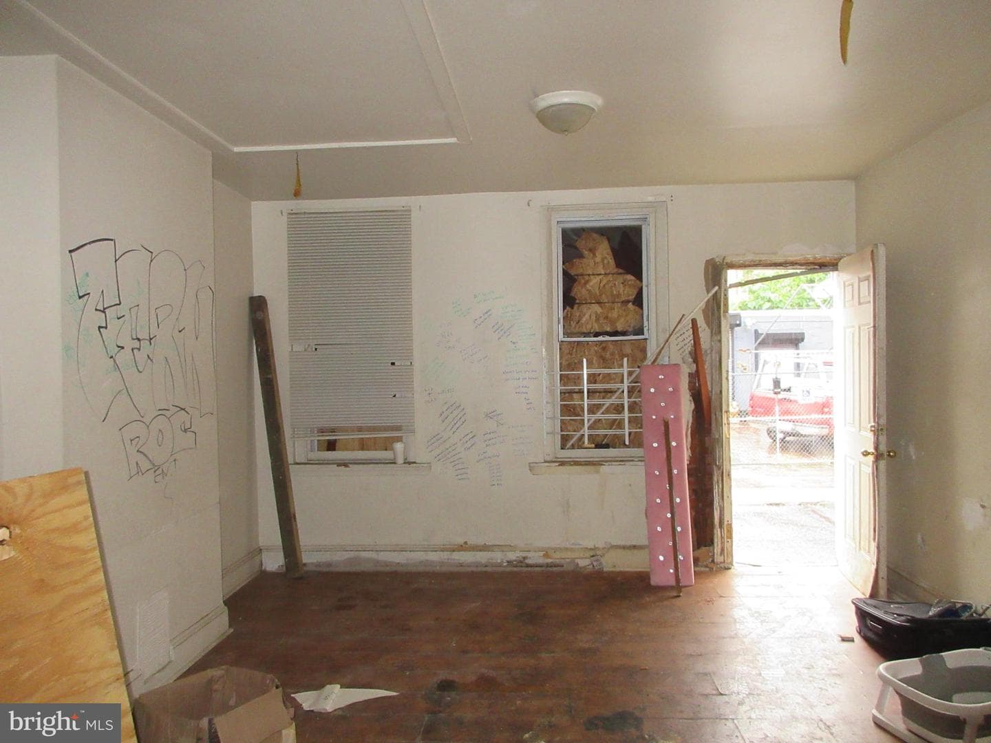 3073 Potter Street photo 3