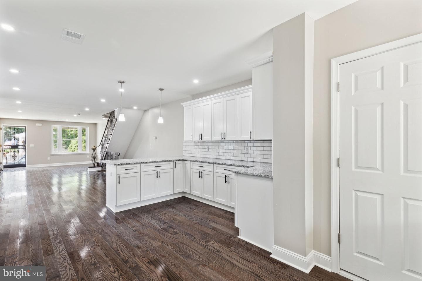 1821 W Porter Street photo 14