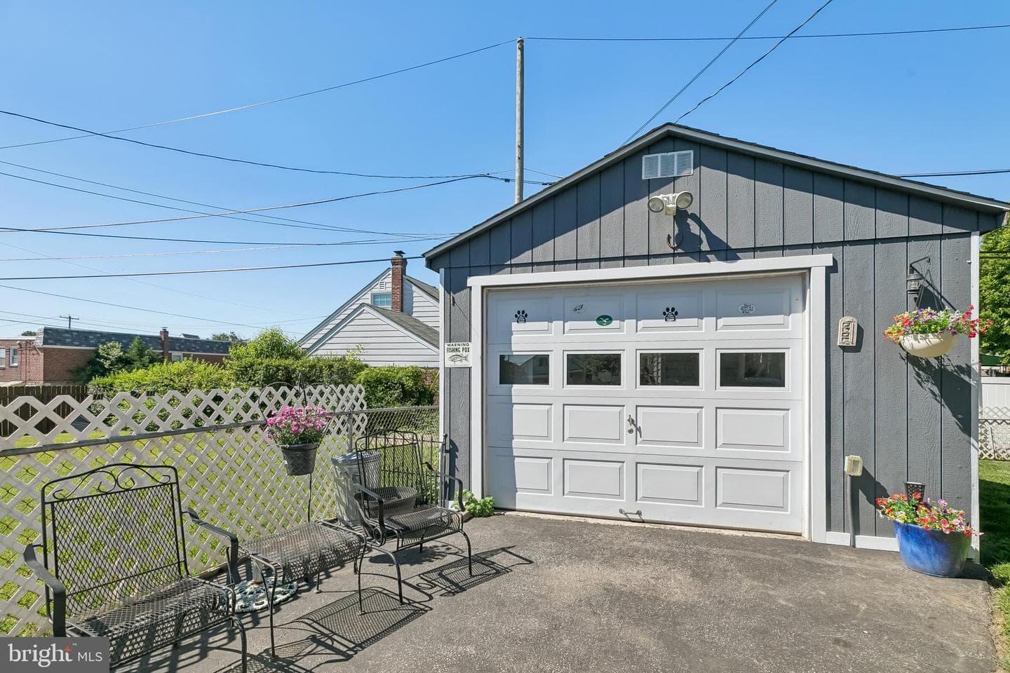 918 Griffith Street photo 48